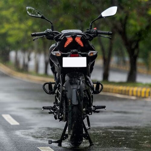 Bajaj Pulsar N160 Back View