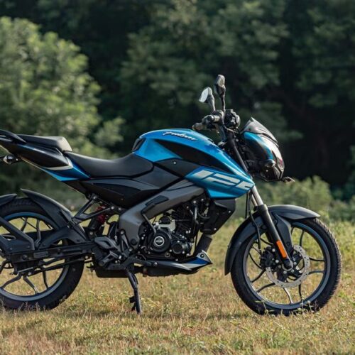 Bajaj Pulsar NS 125 Right Side View